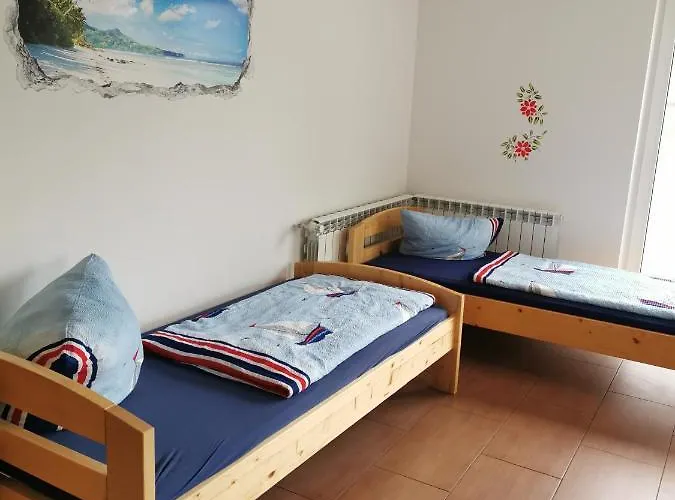 Nele Fuer Monteure Nahe Berlin Pensionat 3*